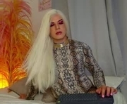 isahilton1 is a 23 year old shemale webcam sex model.