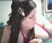 siofra is a 37 year old female webcam sex model.