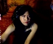 tashakai is a 28 year old shemale webcam sex model.