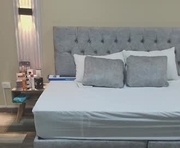 chloeshine_ is a 40 year old female webcam sex model.