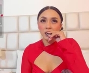 sofii_james is a  year old female webcam sex model.