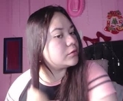 nikkirous_ is a 18 year old female webcam sex model.