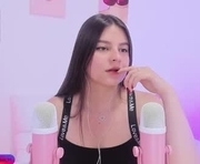dashanovikov is a 23 year old female webcam sex model.