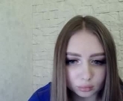 foxyflaree is a 18 year old female webcam sex model.