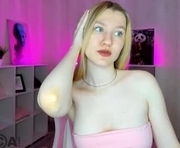 yummuyou is a  year old female webcam sex model.