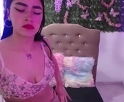 bonnie_blue_18 is a  year old female webcam sex model.