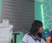 melany_na is a 20 year old female webcam sex model.