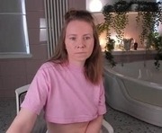 janyffer is a 25 year old female webcam sex model.