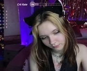 litabrom is a 19 year old female webcam sex model.
