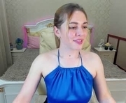 arishkalulu is a 21 year old female webcam sex model.