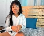 saturno_05 is a  year old female webcam sex model.