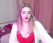anna_nickol is a 19 year old female webcam sex model.