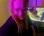 jacywinslat is a  year old female webcam sex model.