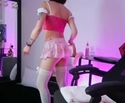 dollsquirtt is a  year old female webcam sex model.