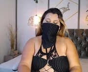 salmazaman is a  year old female webcam sex model.