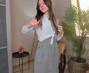 darelenebrayton is a  year old female webcam sex model.