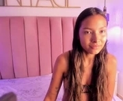 tiffanyclairee is a 21 year old female webcam sex model.