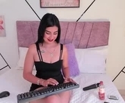 paris_evans_01 is a  year old female webcam sex model.