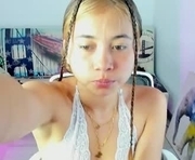sweet_daniiela is a 19 year old female webcam sex model.