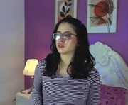 lillianderson is a 23 year old female webcam sex model.