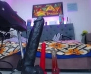 tifanny_nails is a 40 year old female webcam sex model.