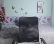 bella77_ is a 19 year old female webcam sex model.