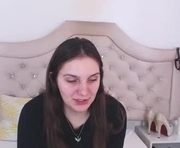 mayakinky is a 20 year old female webcam sex model.