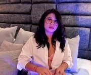maddymontclair is a  year old female webcam sex model.
