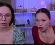 kari_pirs is a  year old couple webcam sex model.