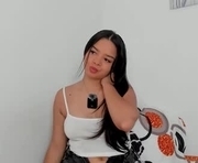 arianna_5 is a  year old female webcam sex model.