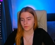 red__dizzy is a  year old female webcam sex model.