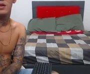 andrewbigboy666 is a 26 year old couple webcam sex model.