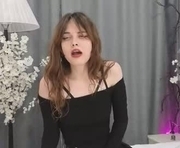 peggyhodges is a 19 year old female webcam sex model.