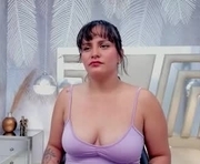 nattcurvy is a 26 year old female webcam sex model.