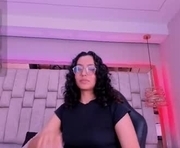 Online sex chat room with  yrs old female, ,  ,  - elenacortez