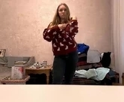 lelaniedzwiecki is a 19 year old female webcam sex model.