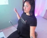 emma_johnsonn_ is a 20 year old female webcam sex model.