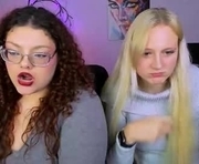 loya_best is a  year old female webcam sex model.