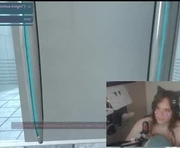 thesillylag is a  year old shemale webcam sex model.