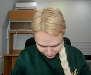 kamilagame is a 32 year old female webcam sex model.