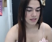 amy_le is a 28 year old female webcam sex model.