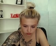 juliacrazy_ is a  year old female webcam sex model.
