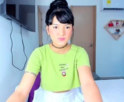 kittenmoon_ is a 19 year old female webcam sex model.