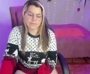 hyun22148625 is a 23 year old female webcam sex model.