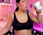 millie_cute_ is a 19 year old female webcam sex model.