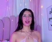 yula_saldarriaga is a  year old female webcam sex model.