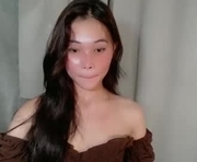 jassie_baee is a  year old female webcam sex model.