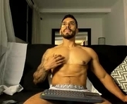 tony_muscle1 is a 33 year old male webcam sex model.