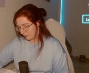 lesyaoxi is a  year old female webcam sex model.