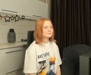 elenebuss is a 18 year old female webcam sex model.